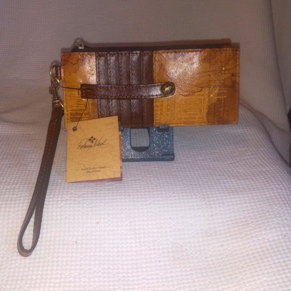 Patricia Nash wallet